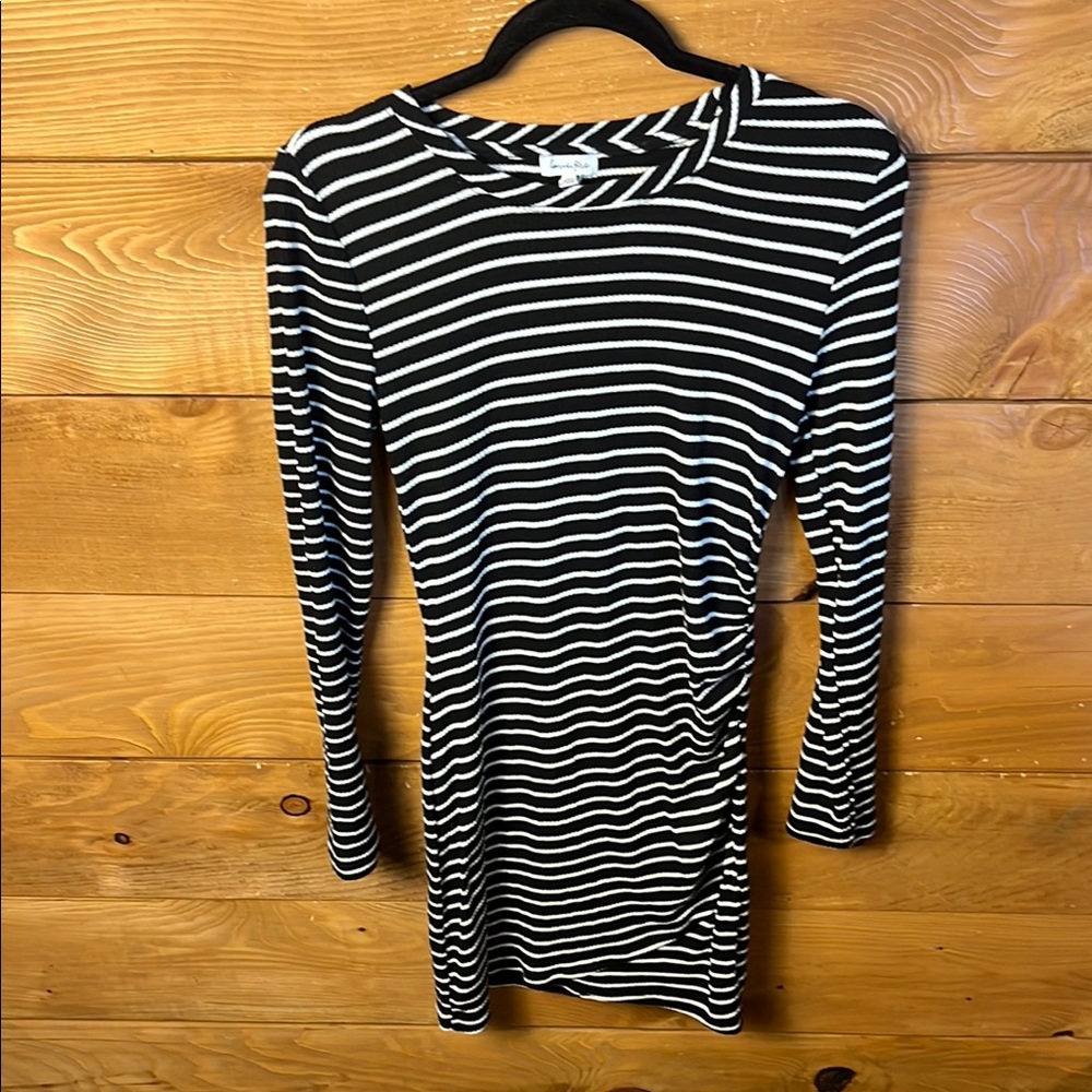 Love, Fire Women’s  Dress Black White Striped Knee Length Long Sleeve Ruched‎ M